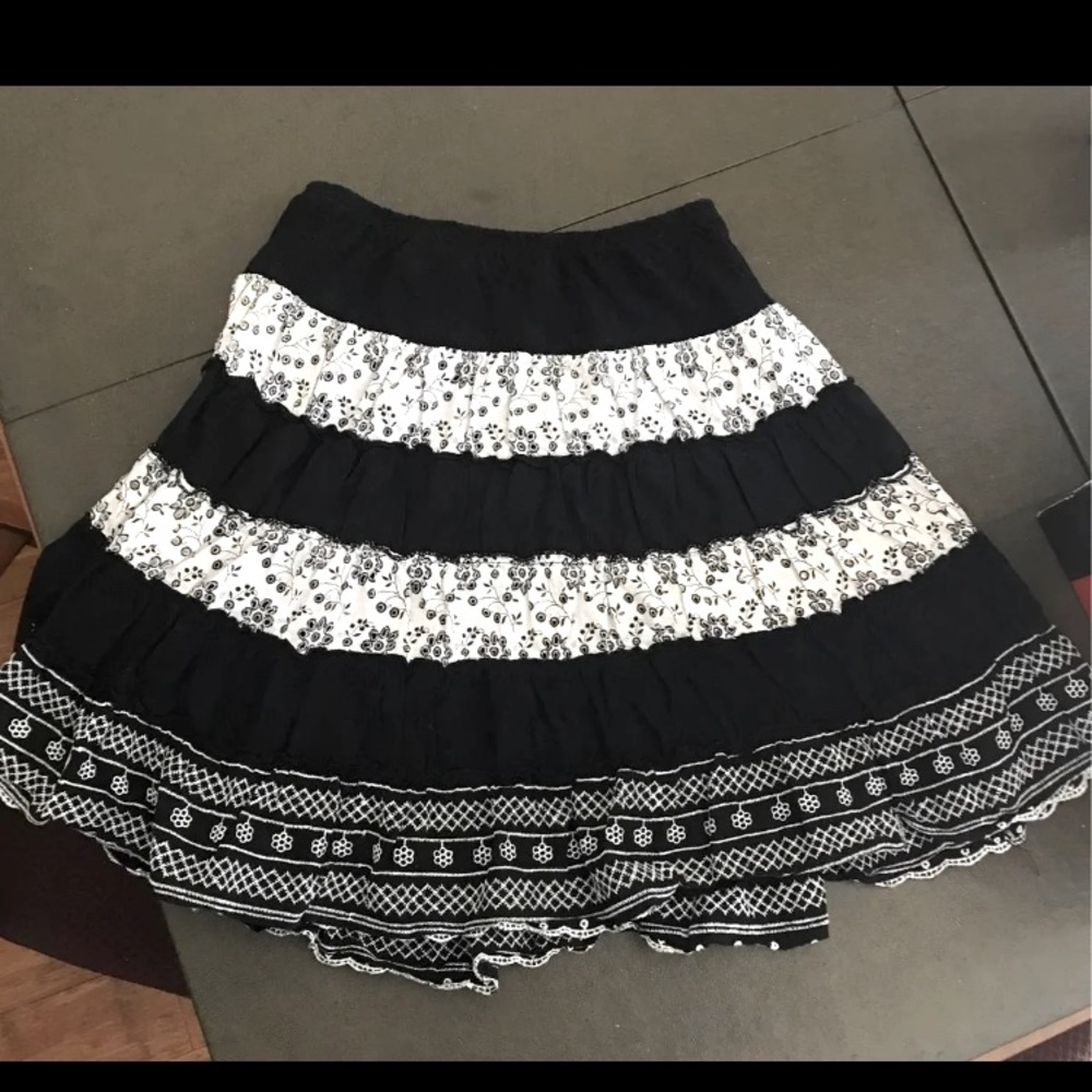 Embroidered Floral Skirt